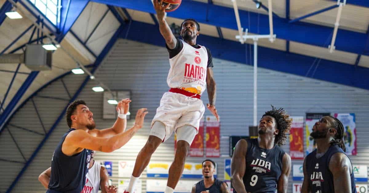 Basket Deux jumeaux, une passion : Michael Weathers, le nouvel américain du SLUC Nancy, se raconte